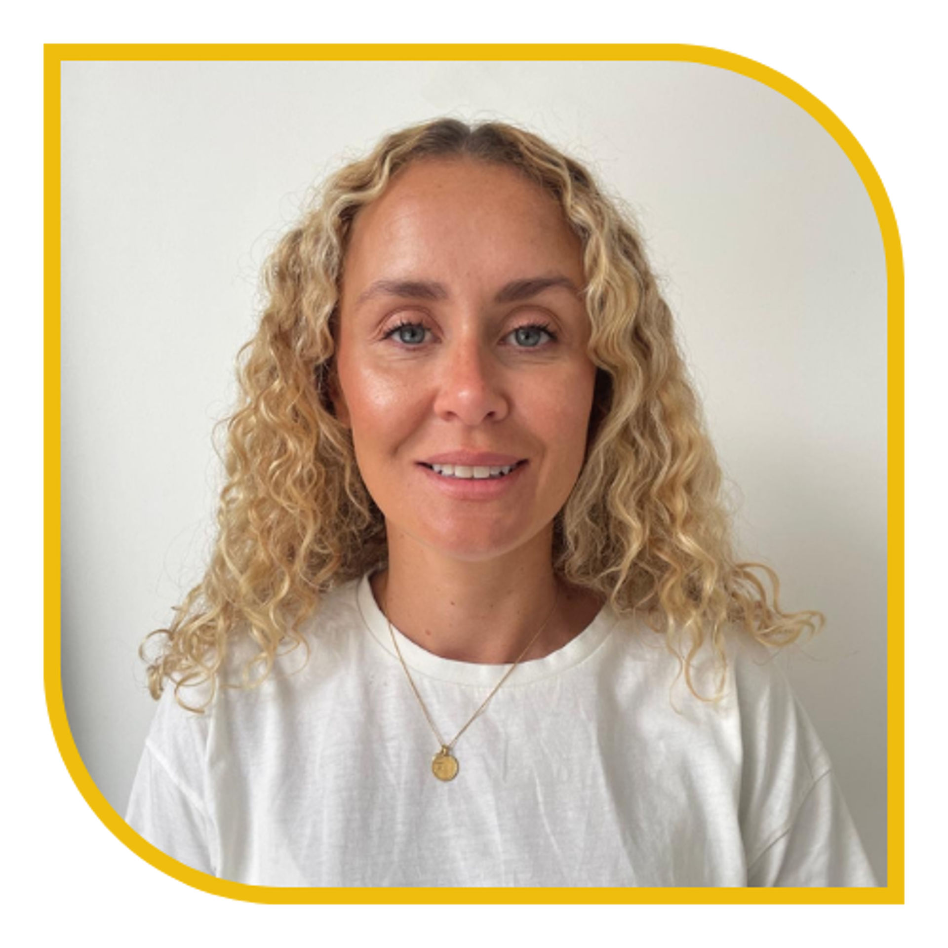 Stacey Woolls, Psychology Support Officer 