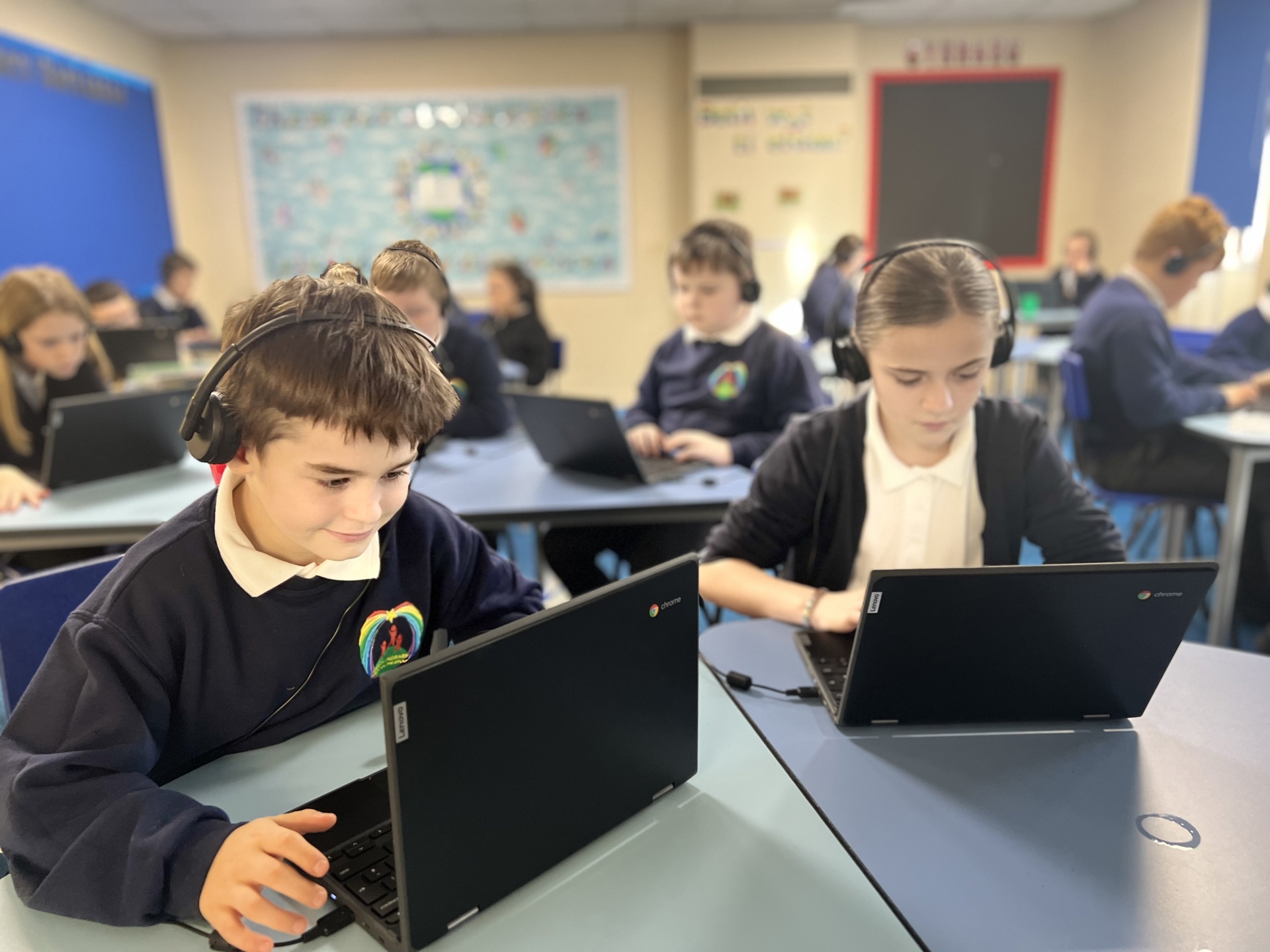 Garth Primary pupils using computers