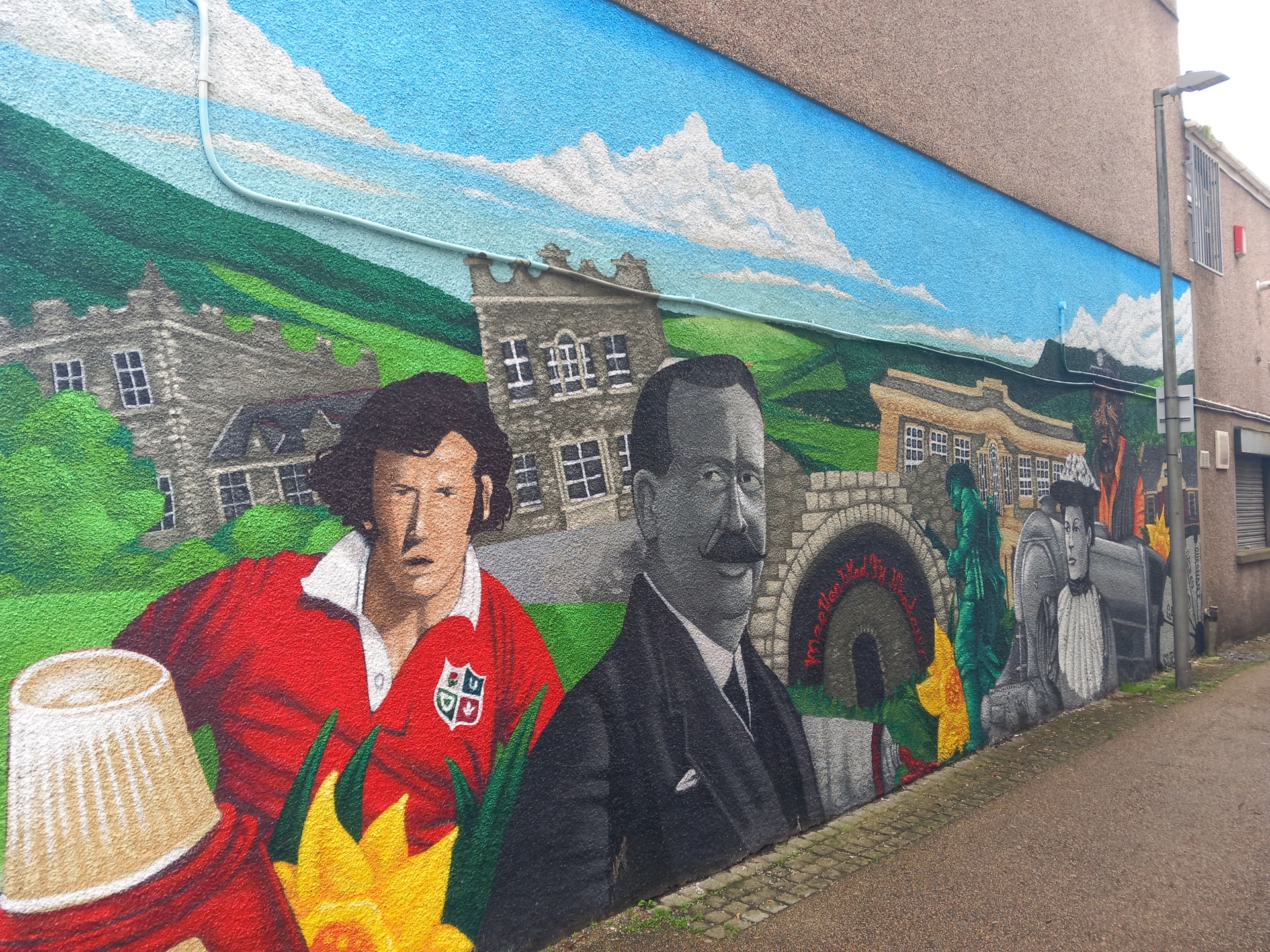 The mural in Maesteg